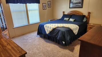 3 Schlafzimmer, Reisekinderbett, kostenloses WLAN, Bettwäsche