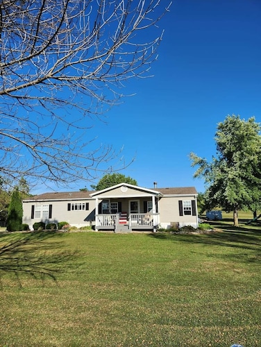  Mark Twain Lake/ Perry, MO- Pet Friendly 