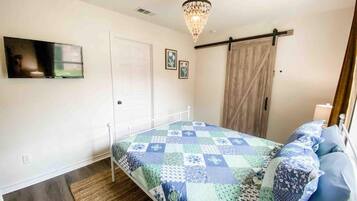 5 dormitorios, tabla de planchar con plancha, wifi y ropa de cama