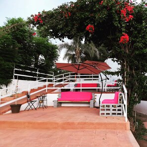 Smart TV 25 polegadas com canais digitais, Netflix