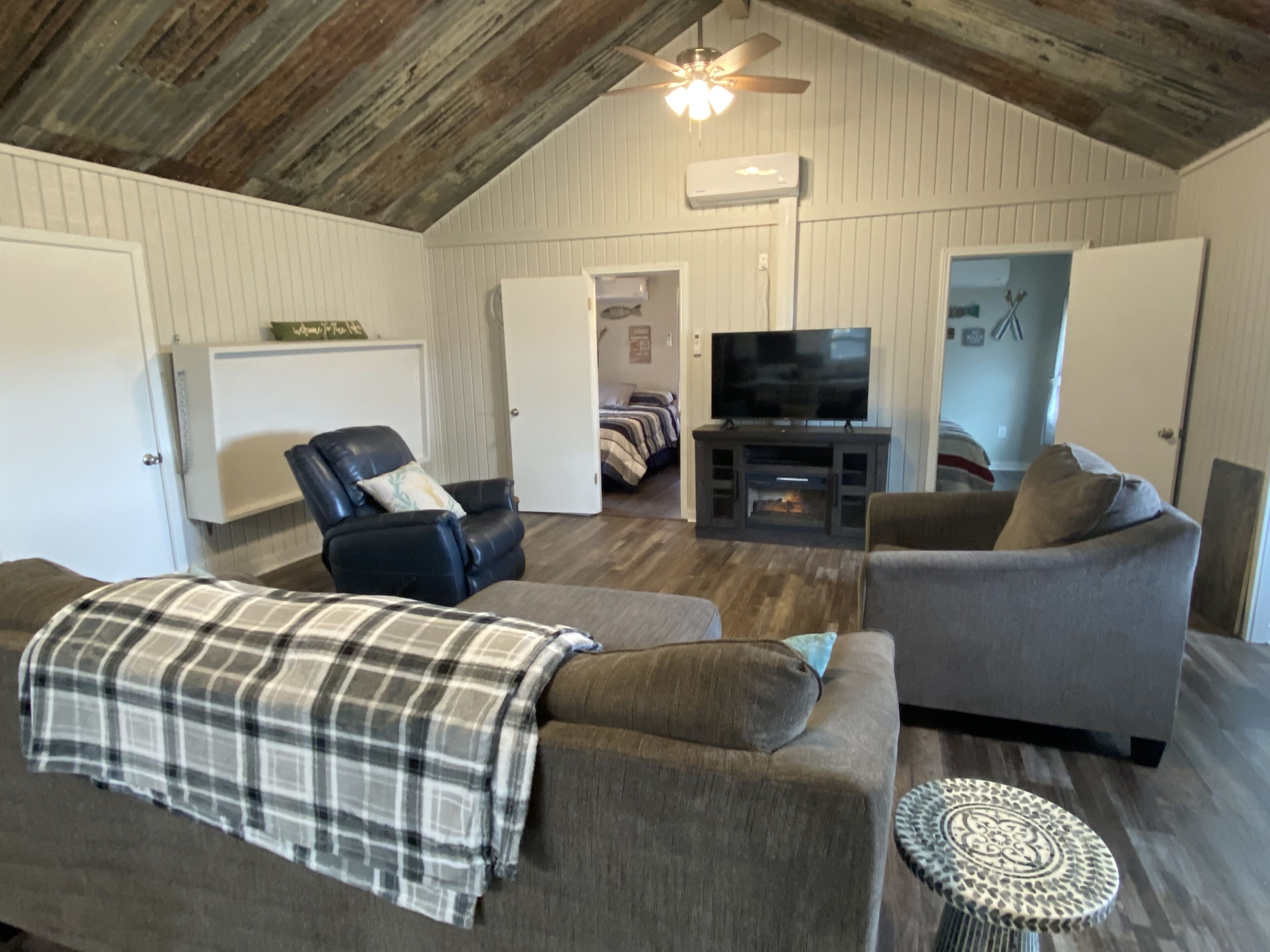 Toledo Bend-Midlake Cottage—5 miles from town!