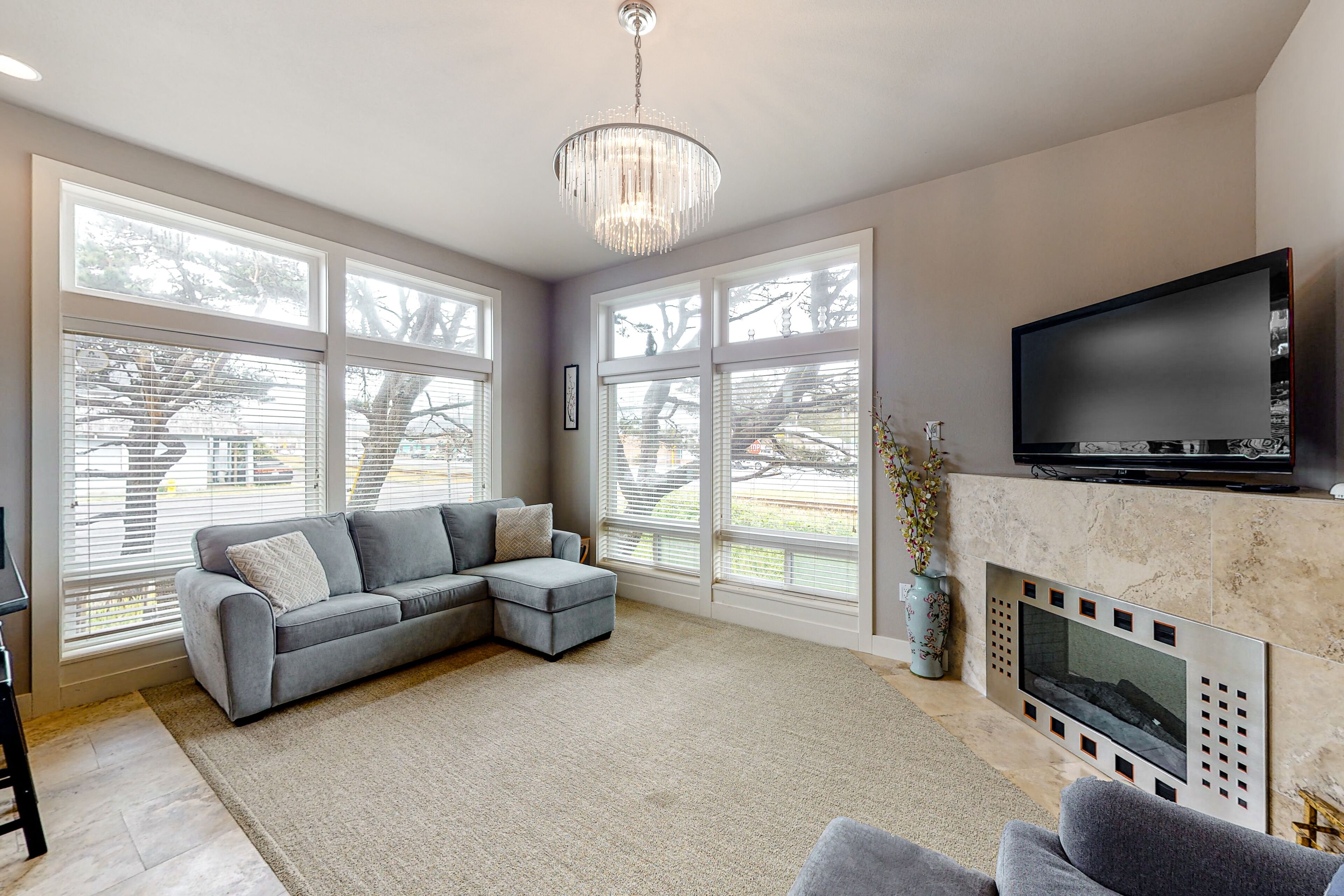 Upscale group retreat with 3 adjoining homes & large deck - 100 feet to beach