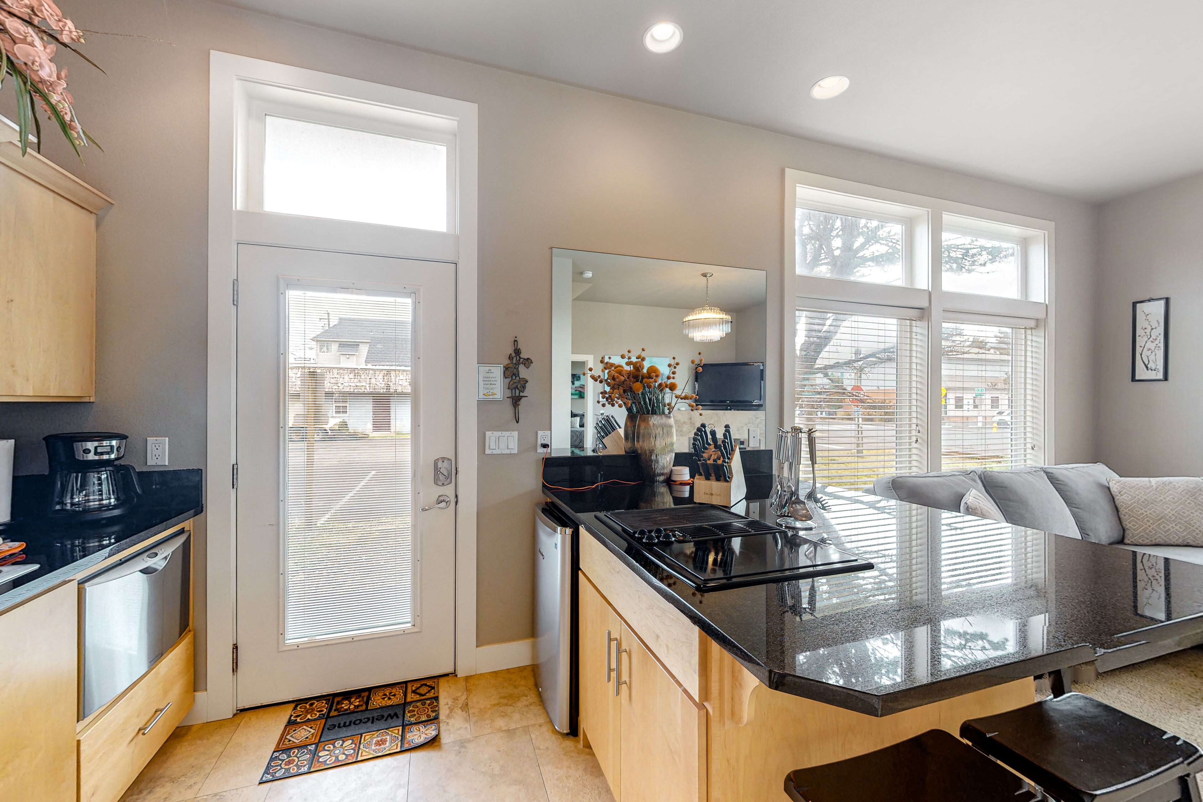 Upscale group retreat with 3 adjoining homes & large deck - 100 feet to beach