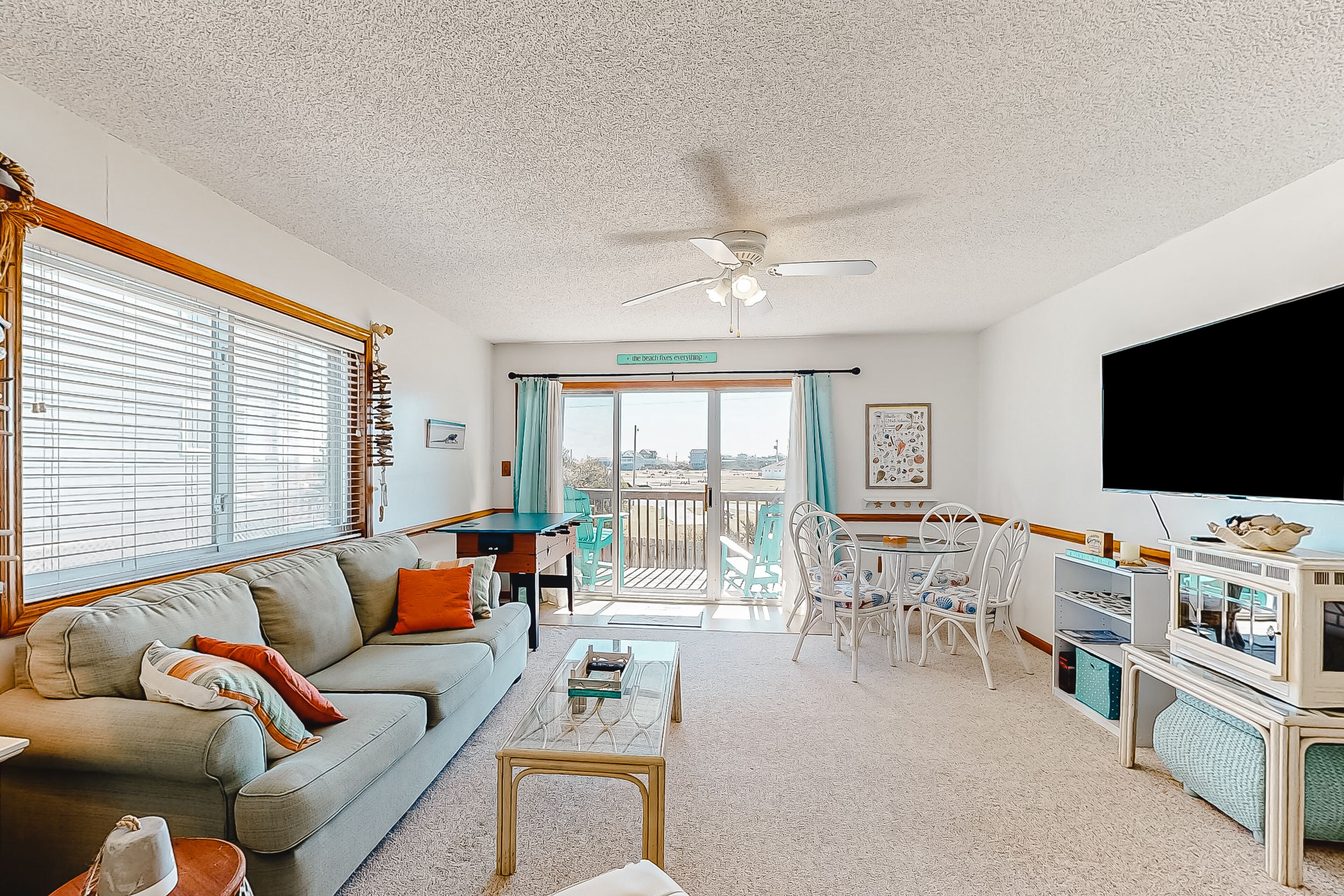 Fantastic condo close to sound and beach with WiFi, shared pool, private W/D