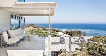 Idlehour Panoramic Retreat by Yallingup Beach