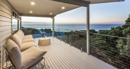 Idlehour—Panoramic Retreat by Yallingup Beach