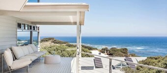Idlehour—Panoramic Retreat by Yallingup Beach