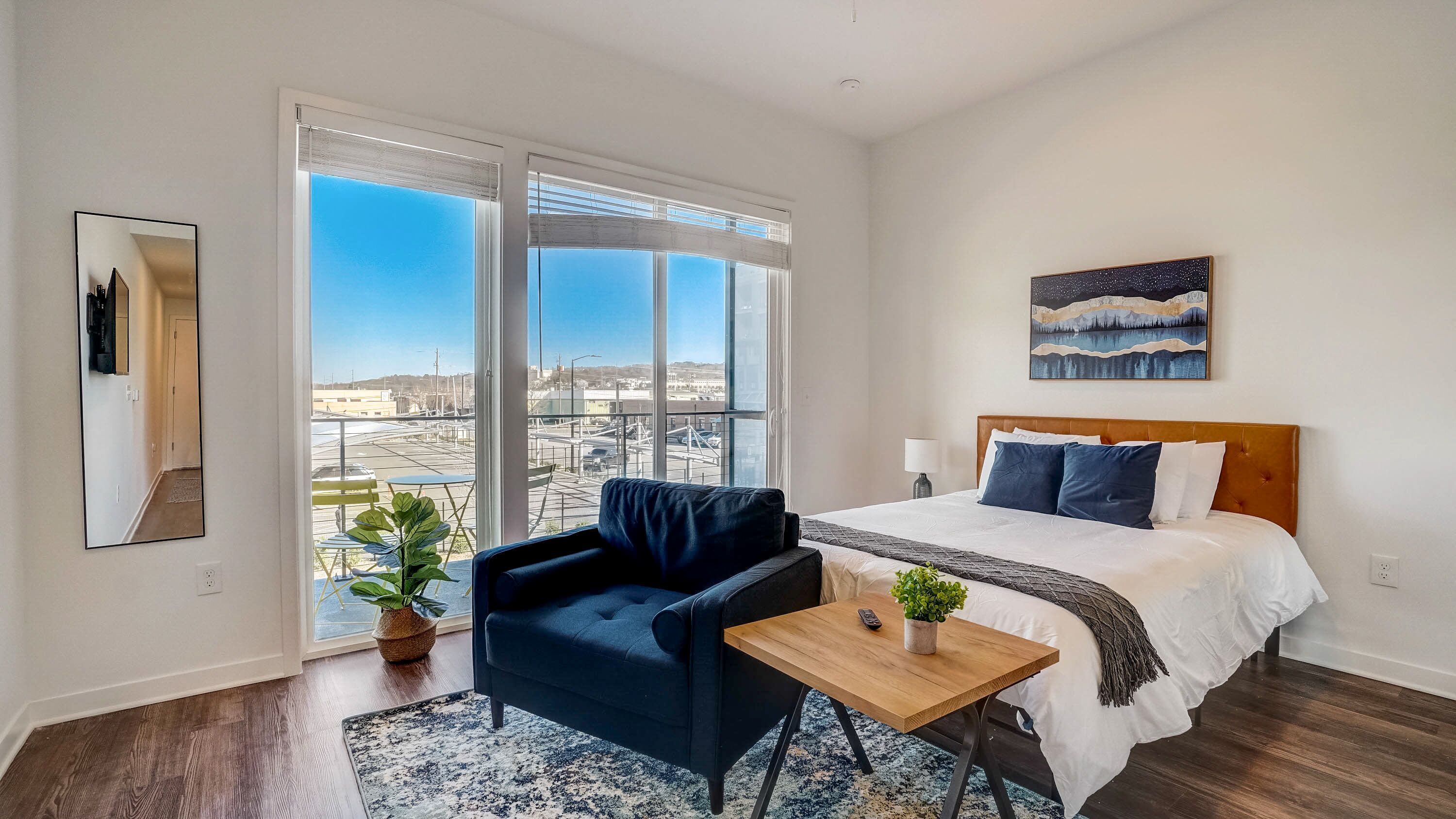 FRONTDESK Downtown Birmingham Apartments in Lakeview District