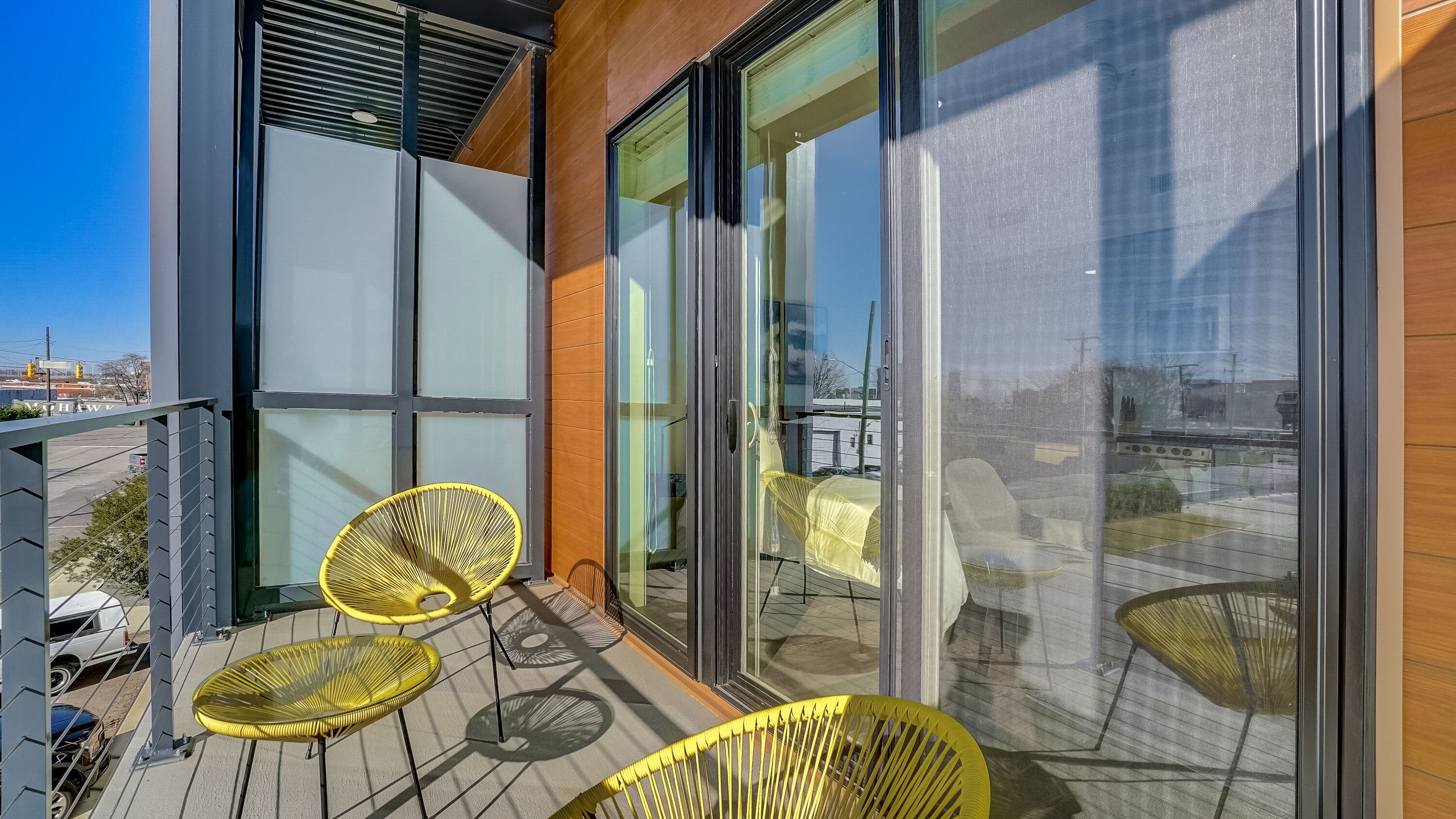 FRONTDESK Downtown Birmingham Apartments in Lakeview District