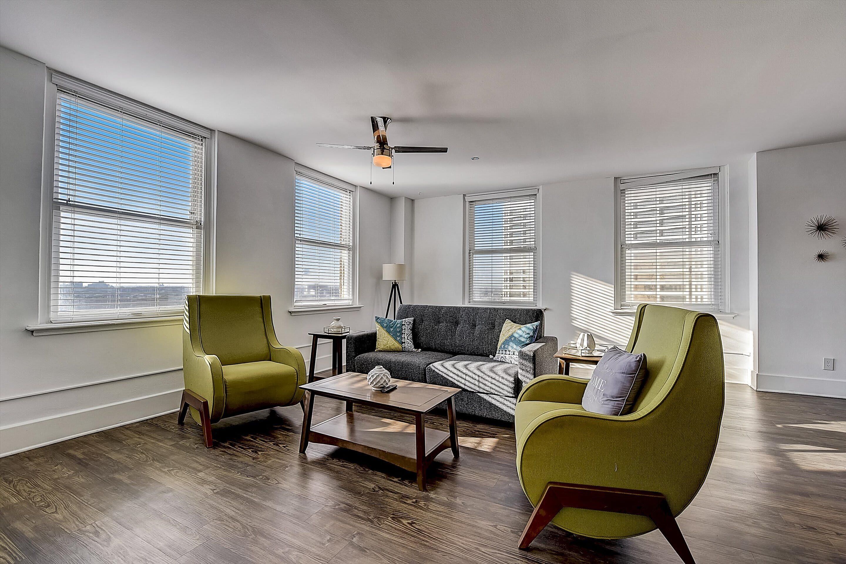 FRONTDESK Historic Electric Bldg Apts Downtown Fort Worth