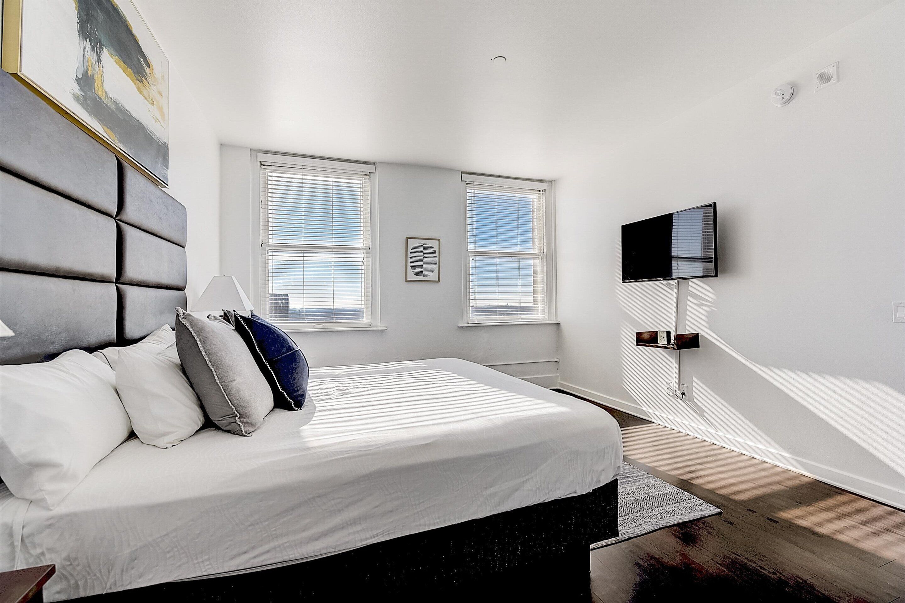 FRONTDESK Historic Electric Bldg Apts Downtown Fort Worth