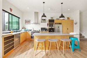 Fridge, microwave, dishwasher, toaster