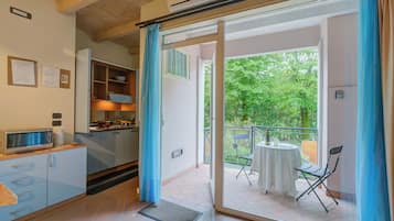 Standard Apartment, 1 Bedroom (Blue Apartment Desenzano With Wifi) | View from room