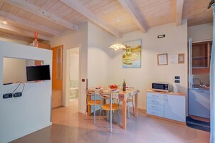 Appartement Standard, 1 chambre, balcon (Blue Apartment Desenzano With Wifi -) | Restauration