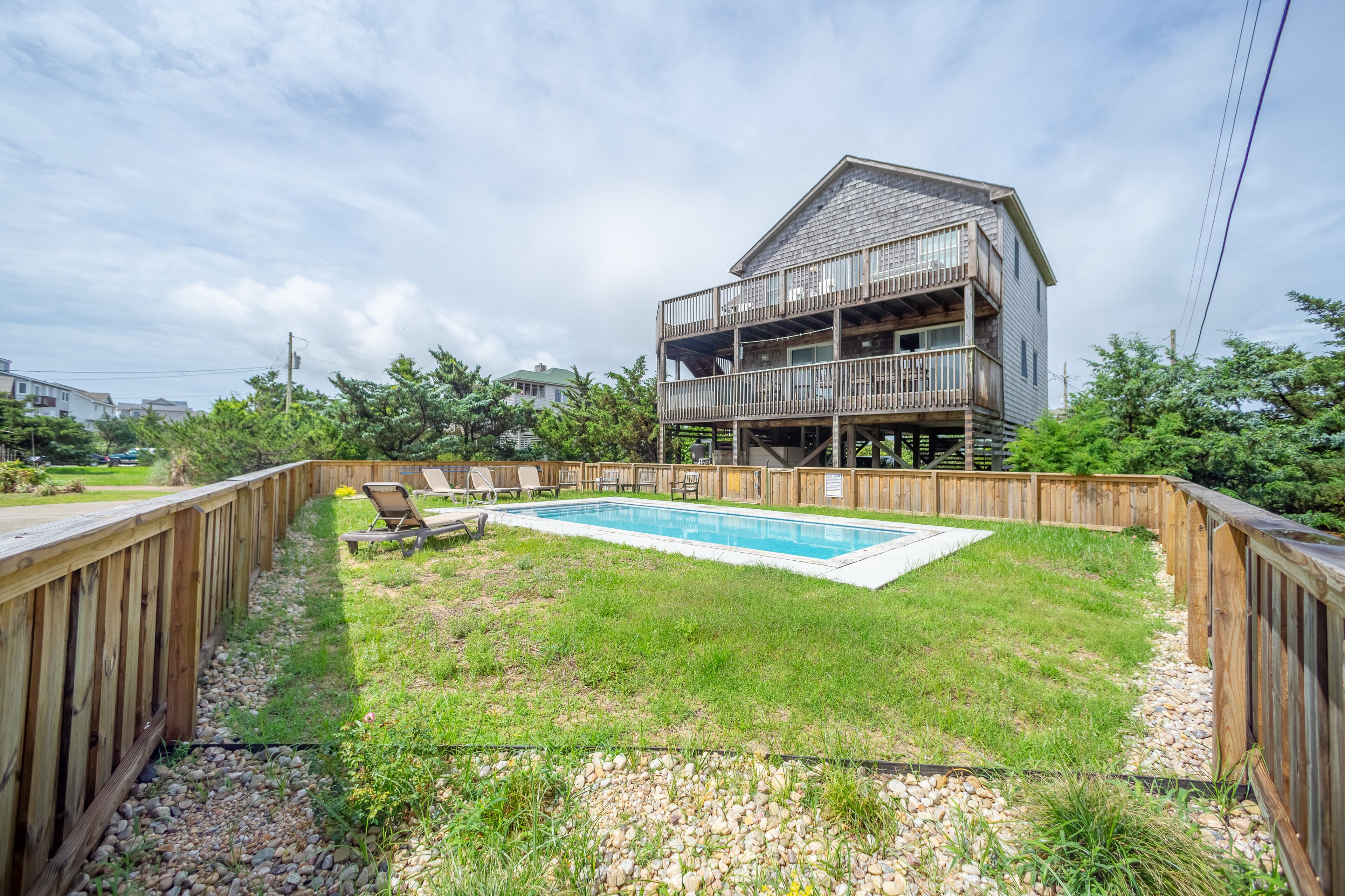 Newly updated dog-friendly home with ocean views, private outdoor pool & hot tub