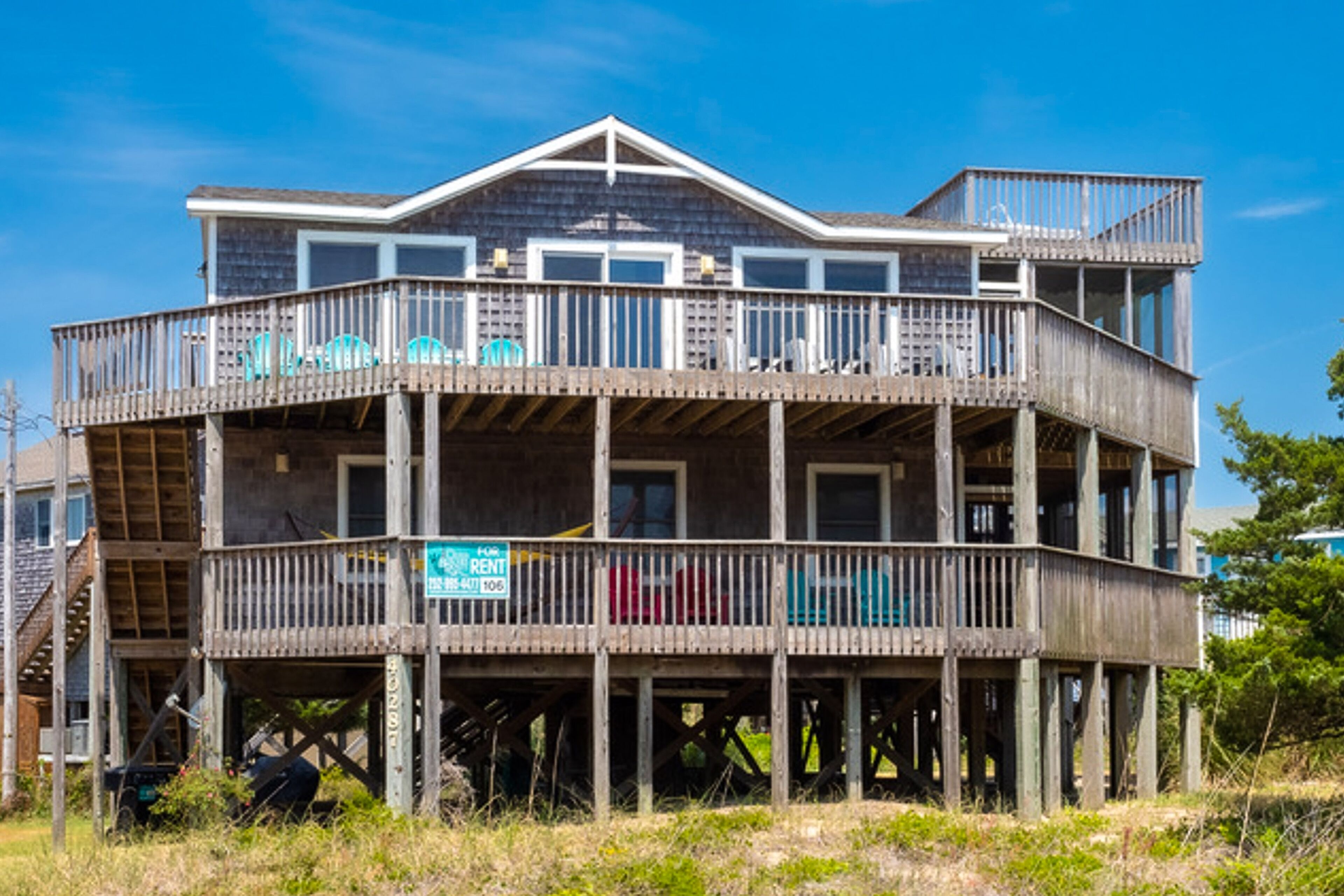 Dog-friendly ocean view home with private hot tub & porches - 2 lots to beach
