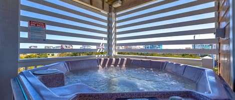 室外 SPA 浴缸