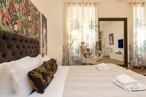 3 chambres, fer et planche à repasser, Wi-Fi gratuit, draps fournis