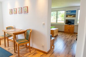 Dining - Vacation apartment Inselidyll - Apartments Villa Vedro (Zinnowitz)