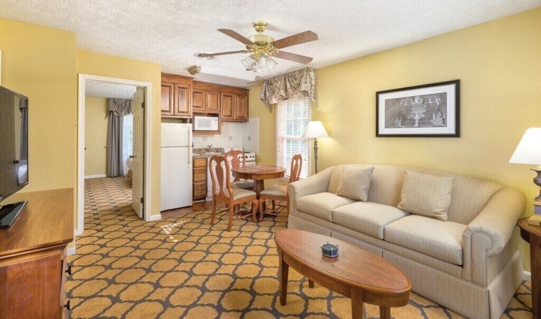 Wyndham Patriot's Place, 1 Bedroom unit with kitchenette 