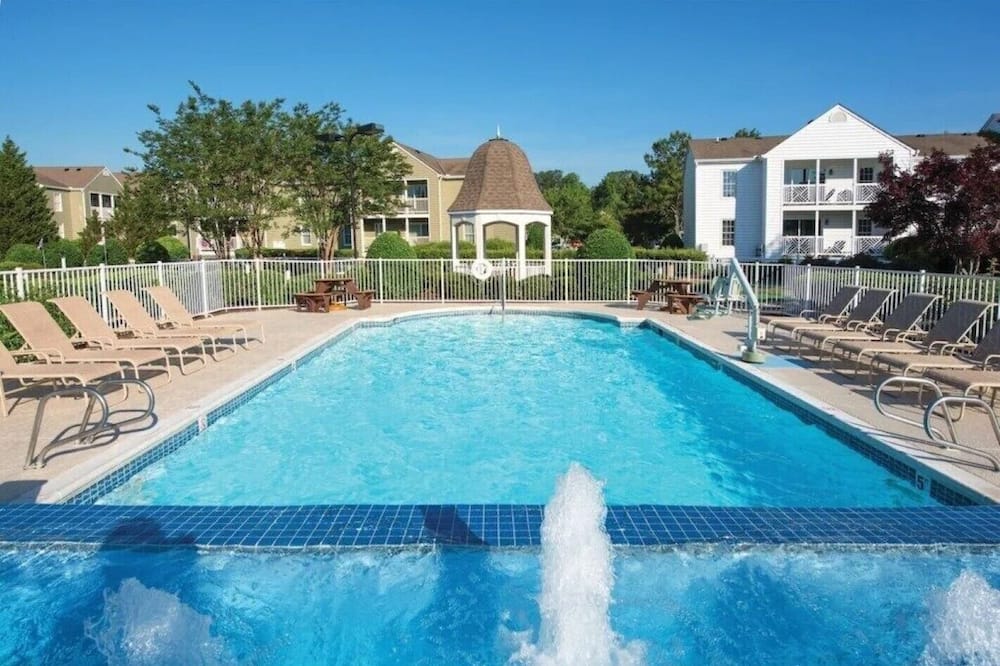 Wyndham Kingsgate - Williamsburg - One Bedroom Suite