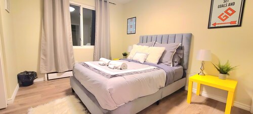 Stylish Condo off Edmonton's Trendiest Street next to best restaurants