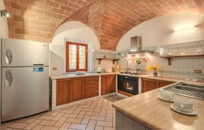 Frigorifero, forno, lavastoviglie, macchina per tè/caffè