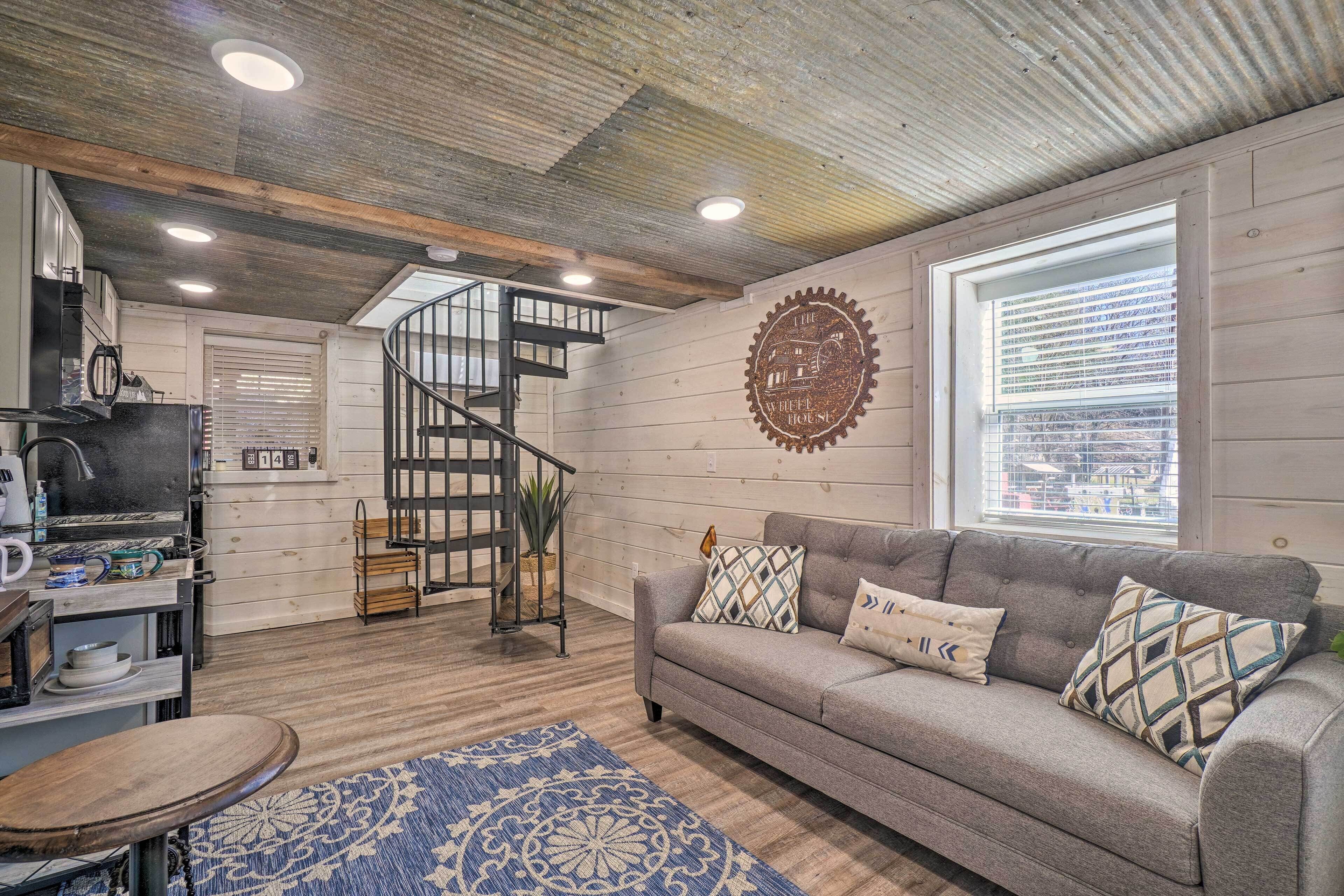 Peaceful Cookeville Cabin on 52 Acres!