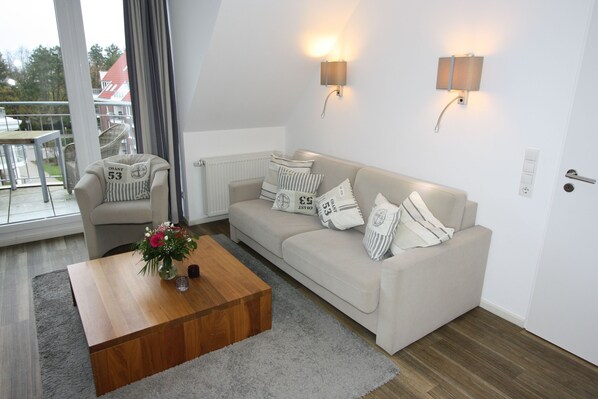 Unclassified image, 1 of 27, button