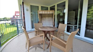 Outdoor dining - HLI 3.22, up to 5 people, 77 m² - Hohe Lith Residence, Cuxhaven (3.2) (Cuxhaven)
