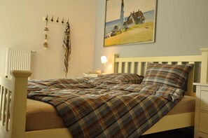 Unclassified image, 3 of 12, button