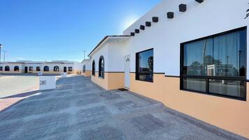 Enceinte de lâhĂ©bergement