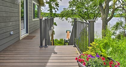 ‘Happy’s Haven’ Cabin w/ Gas Grill & Fire Pit!