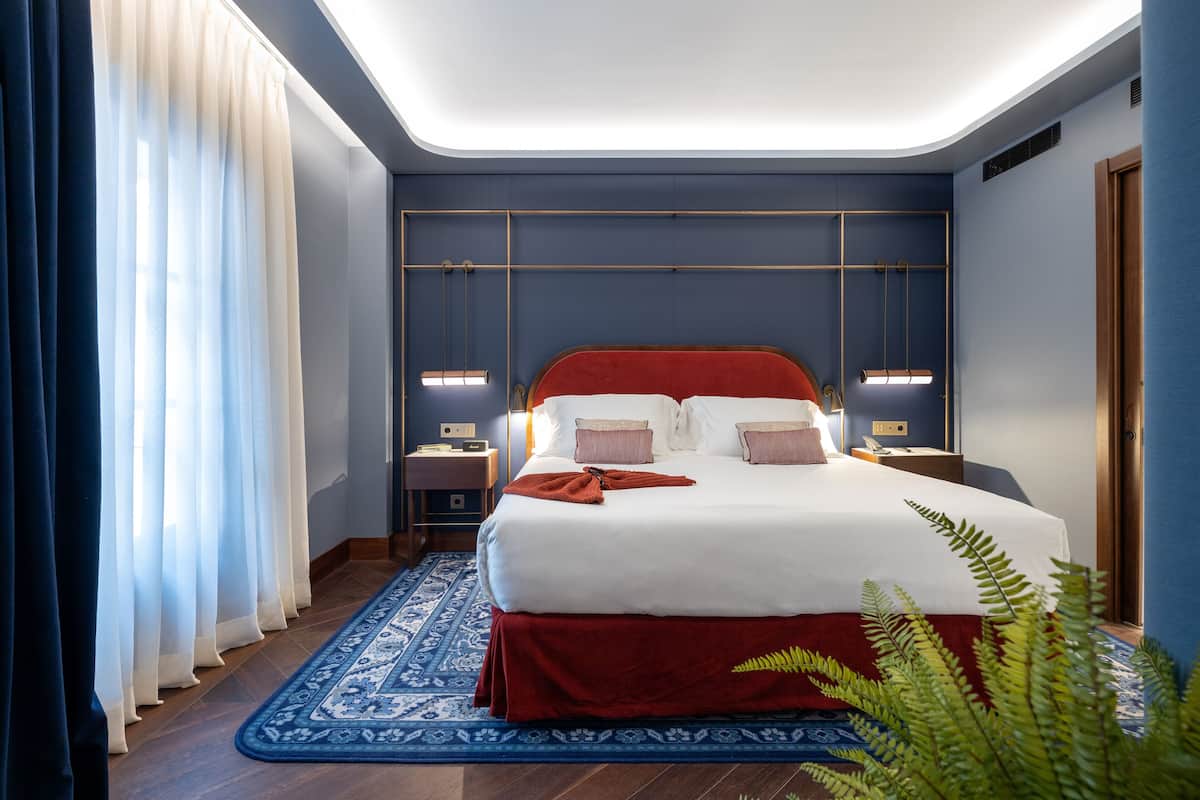 Junior suite | 1 slaapkamer, luxe beddengoed, een minibar, een kluis op de kamer