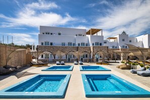 Exterior - Aelia Luxury Suites (Santorini)