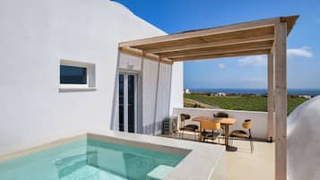 Aelia Suite, Sea View & Outdoor Hot Tub | Terrace/patio