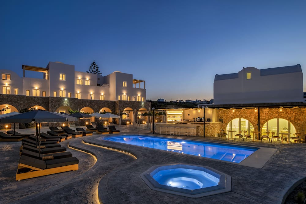 Aelia Luxury Suites