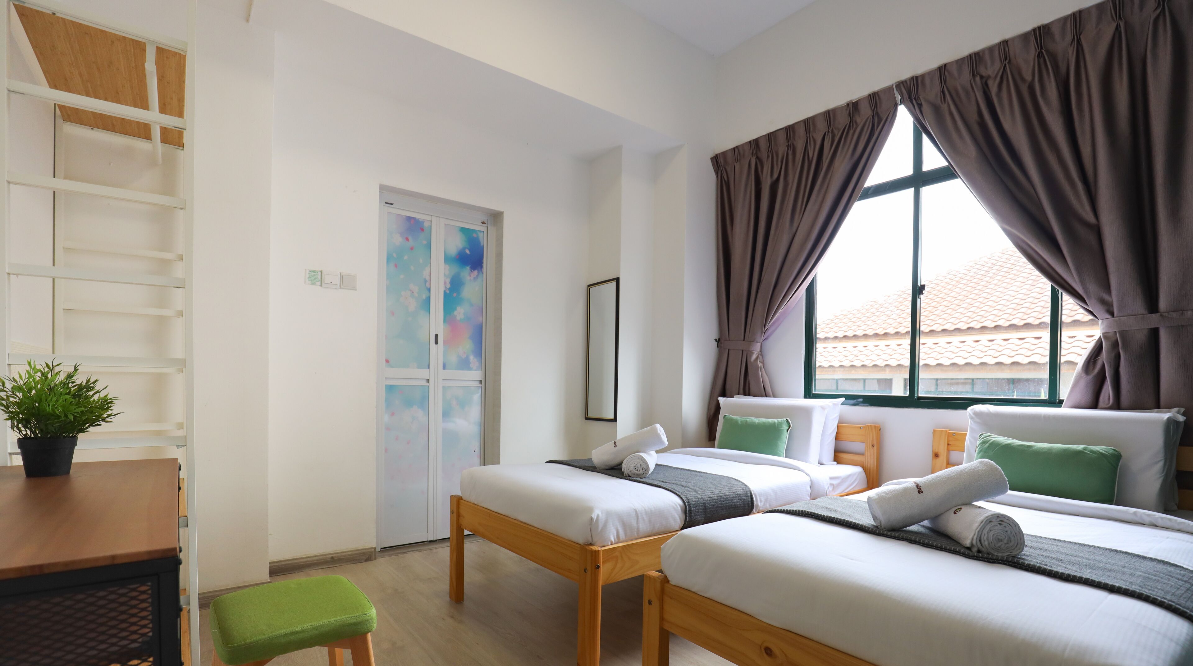 Comfort-Apartment, 2 Schlafzimmer, Poolzugang | Hochwertige Bettwaren, Bügeleisen/Bügelbrett, individuell eingerichtet