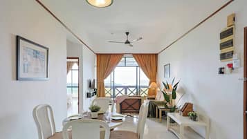Traditional Apartment | Living area