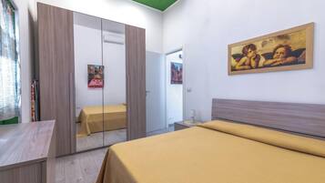 1 camera, ferro/asse da stiro, Wi-Fi gratuito, lenzuola