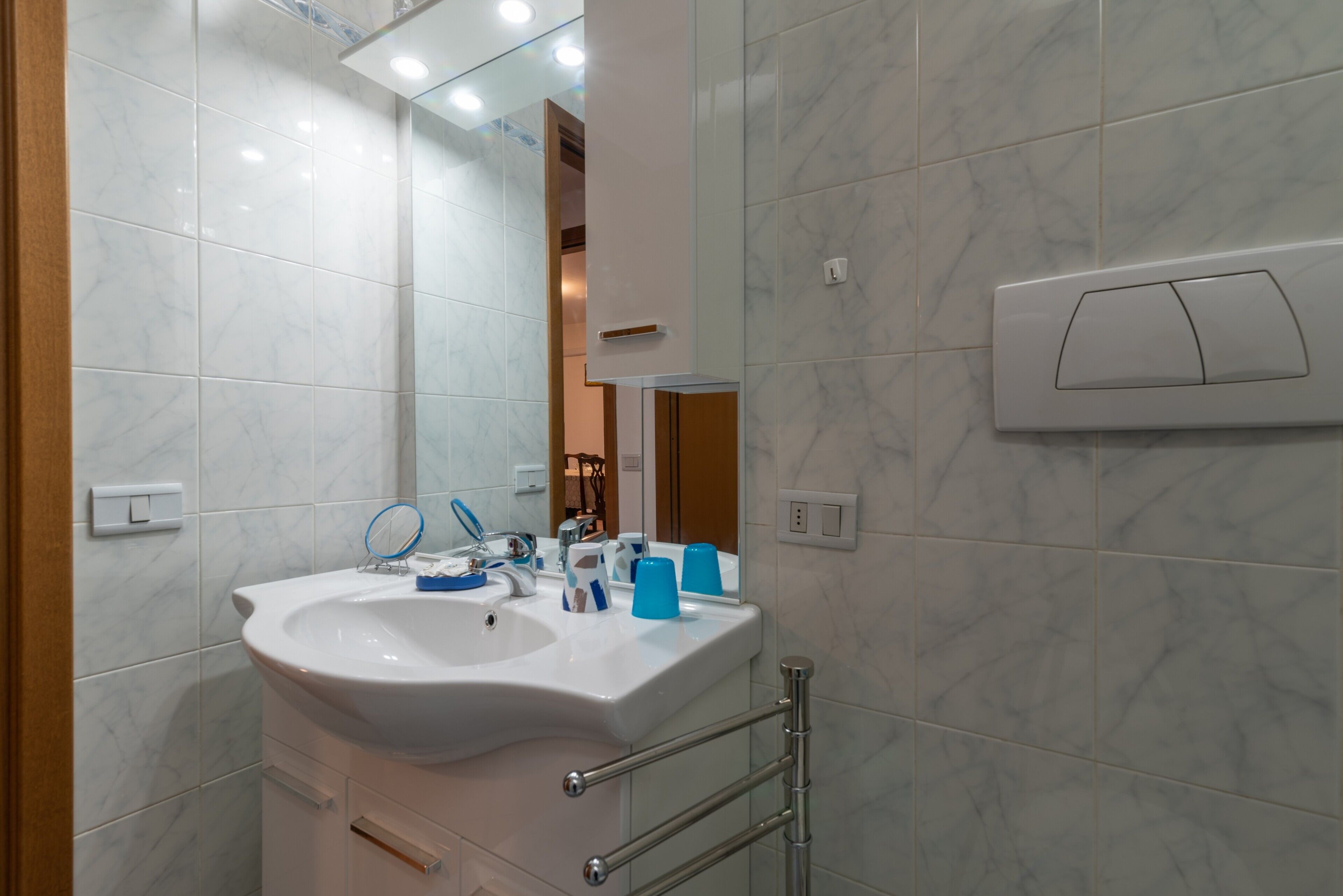 Vasca, asciugacapelli, asciugamani