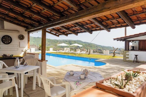 Villa "In the Green" of Etna with Sea View, Pool, Wi-Fi, Terrace & Garden