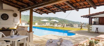 Villa "In the Green" of Etna with Sea View, Pool, Wi-Fi, Terrace & Garden