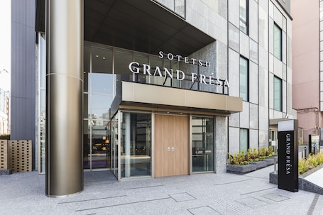 Exterior. SOTETSU GRAND FRESA TAKADANOBABA