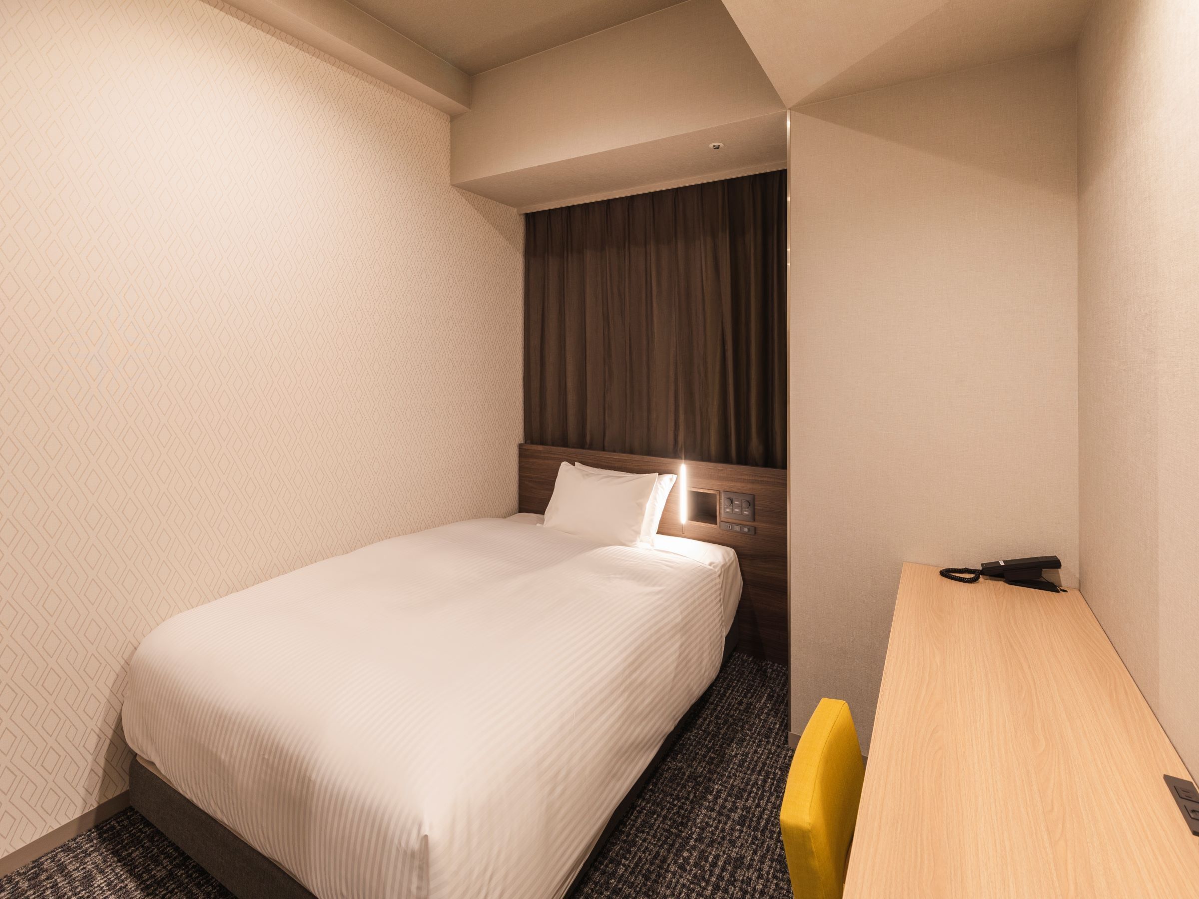 standard double room | 1 bedroom, desk, laptop workspace, blackout curtains