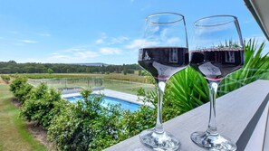 Property grounds - Palmers Lane Vineyard 6br Homestead with Pool (Rothbury)