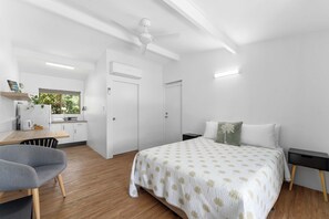 Family Room, Multiple Bedrooms, Partial Ocean View | Iron/ironing board, free WiFi, bed sheets - Kinka Palms Motel (Kinka Beach)
