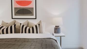 2 soverom, sengetøy av topp kvalitet og strykejern/-brett