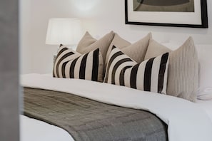 2 bedrooms, premium bedding, iron/ironing board, free WiFi
