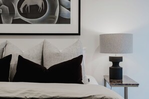 2 slaapkamers, luxe beddengoed, een strijkplank/strijkijzer, gratis wifi